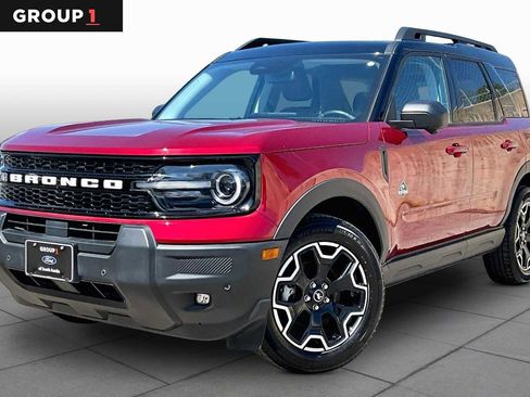 Used 2025 Ford Bronco Sport Outer Banks w/ Outer Banks Tech Package+ AWD/4WD image 1