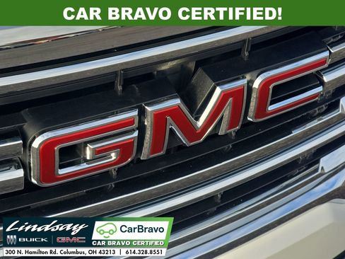 Certified 2023 GMC Acadia SLT w/ Preferred Package image 30