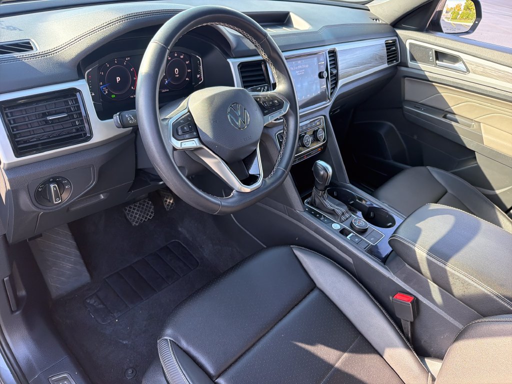 Certified 2023 Volkswagen Atlas Cross Sport SE AWD/4WD image 8