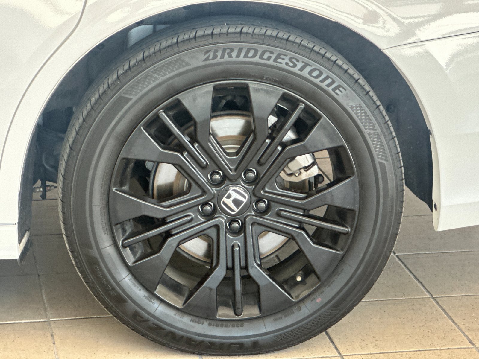 Used 2025 Honda Odyssey Sport-L image 25