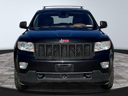 Used 2012 Jeep Grand Cherokee Overland Summit AWD/4WD image 3