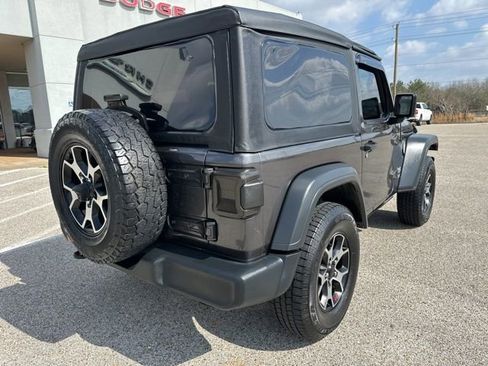 Used 2020 Jeep Wrangler Sport image 7