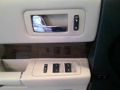 Used 2016 Ford Flex Limited w/ Equipment Group 303A image 39