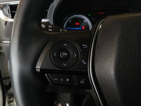 Used 2022 Toyota Venza Limited AWD/4WD image 16