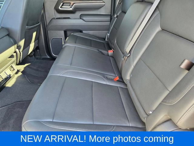 Used 2025 GMC Sierra 1500 SLT AWD/4WD image 12