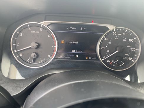 Used 2023 Nissan Rogue SV image 25