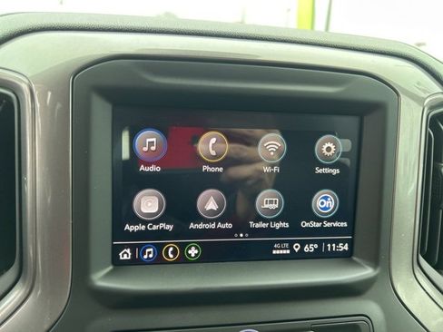 Used 2025 Chevrolet Silverado 2500 Custom w/ Custom Value Package image 22