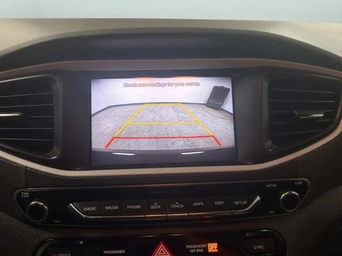 Used 2017 Hyundai Ioniq Blue FWD image 14