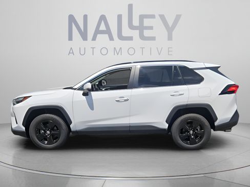 Certified 2025 Toyota RAV4 XLE FWD image 2