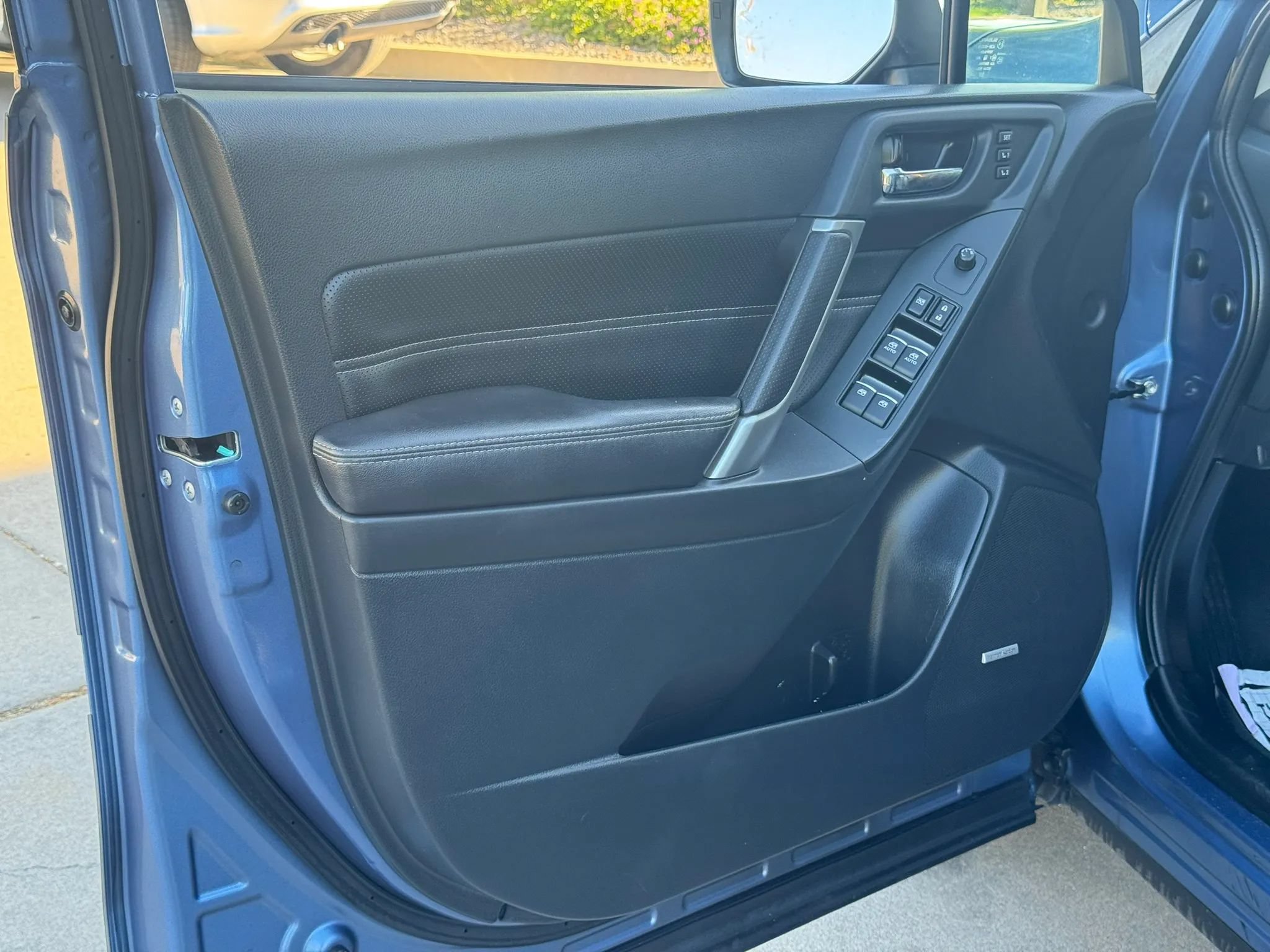 Used 2017 Subaru Forester 2.0XT Touring AWD/4WD image 10
