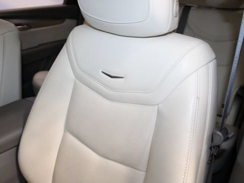 Certified 2024 Cadillac XT5 Premium Luxury AWD/4WD image 5