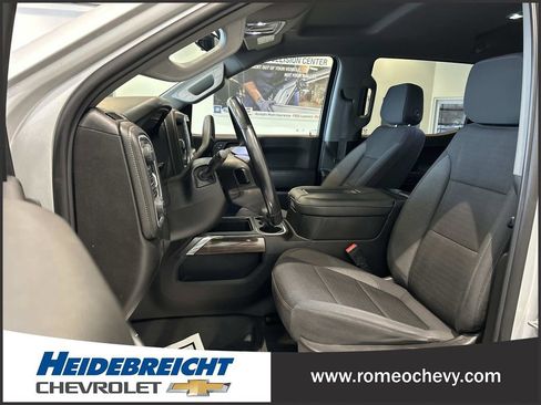 Used 2022 Chevrolet Silverado 1500 LT Trail Boss w/ Bed Protection Package image 15