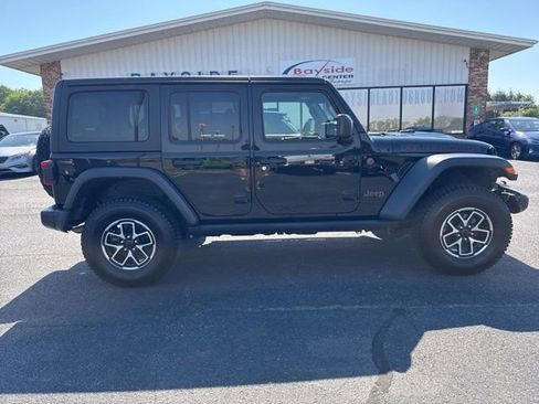 Used 2024 Jeep Wrangler Unlimited Rubicon AWD/4WD image 7