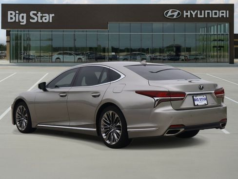 Used 2020 Lexus LS 500 w/ Interior Upgrade Package RWD image 3