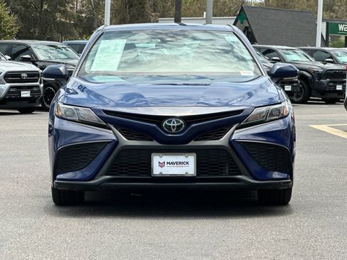 Used 2024 Toyota Camry SE FWD image 7