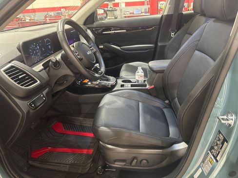 Used 2026 Kia Seltos SX w/ SX Sunroof Package AWD/4WD image 13
