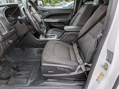Used 2020 Chevrolet Colorado LT w/ Safety Package RWD image 15