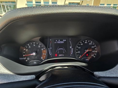 Used 2022 Jeep Compass Latitude AWD/4WD image 22