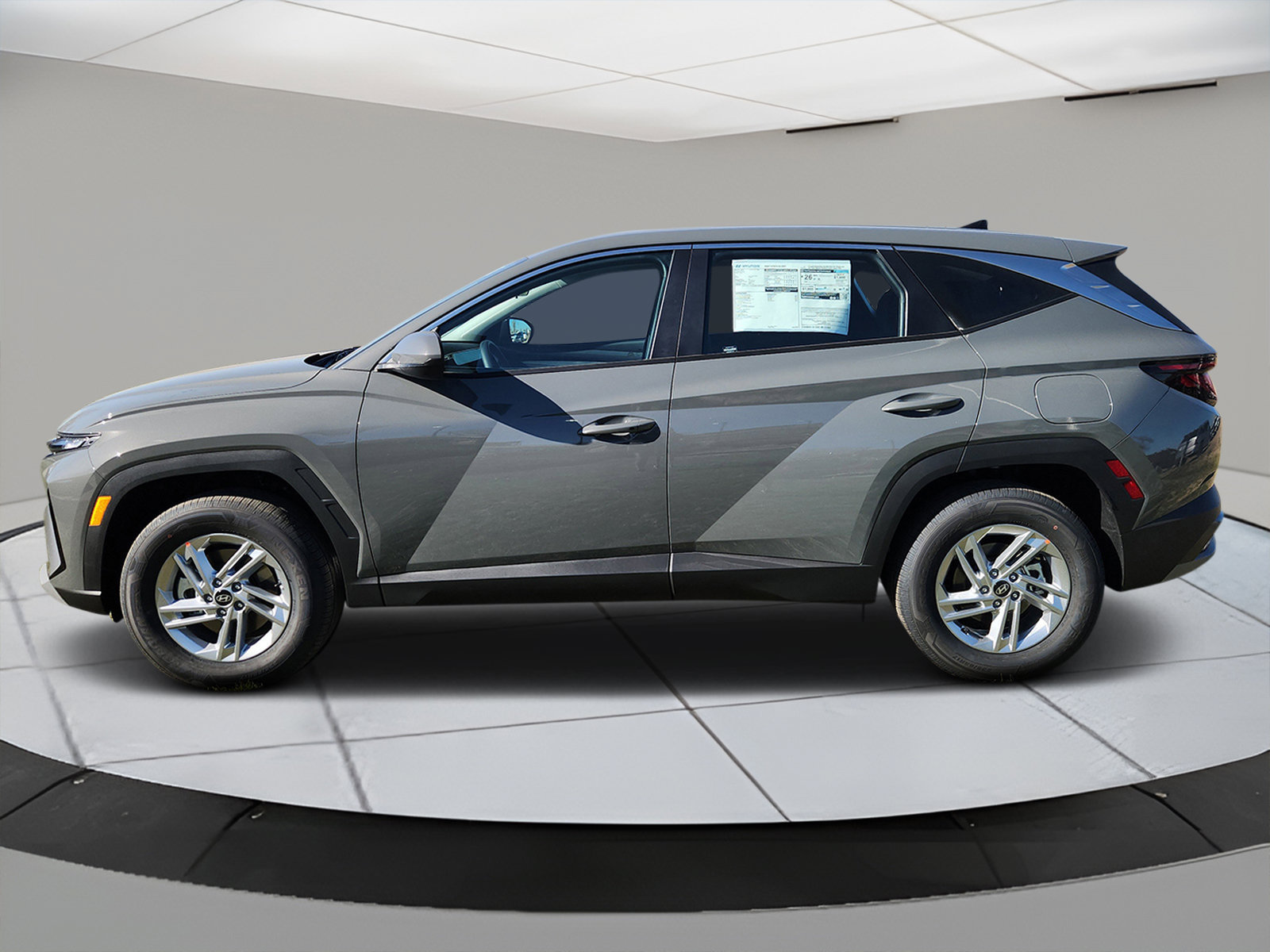 Certified 2026 Hyundai Tucson SE AWD/4WD image 2