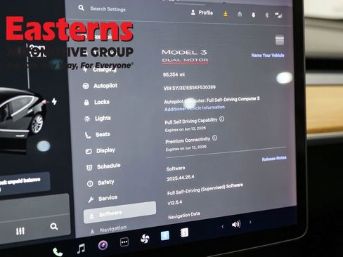Used 2019 Tesla Model 3 Long Range image 18