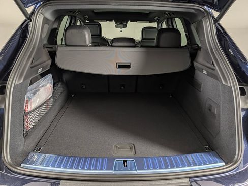 New 2026 Porsche Cayenne AWD/4WD image 17