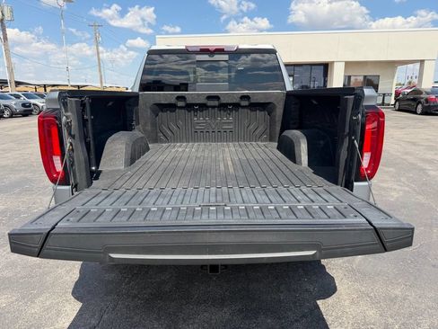 Used 2023 GMC Sierra 1500 Denali w/ Denali Carbonpro Edition AWD/4WD image 18