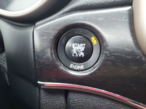 Used 2014 Jeep Grand Cherokee Limited image 17