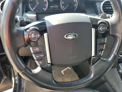 Used 2016 Land Rover LR4 HSE AWD/4WD image 16