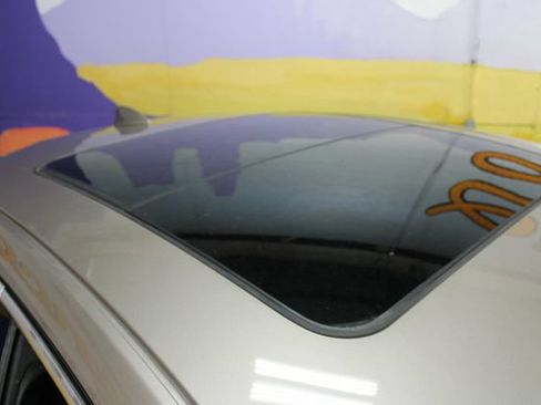 Used 2023 Chevrolet Malibu LT w/ Driver Confidence Package FWD image 5