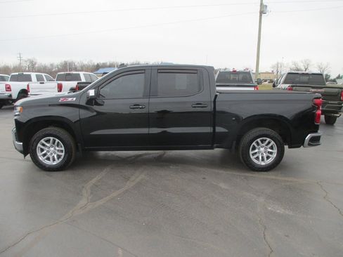 Used 2021 Chevrolet Silverado 1500 LT w/ Z71 Off-Road Package image 8