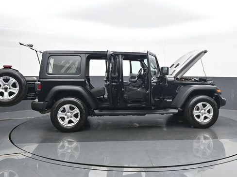 Used 2021 Jeep Wrangler Unlimited Sport image 26