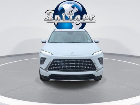 New 2026 Buick Enclave Avenir w/ Super Cruise Package image 3