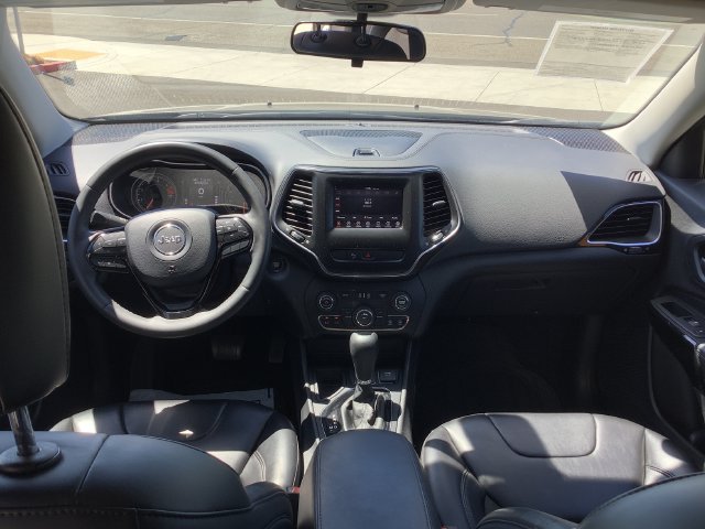 Used 2020 Jeep Cherokee Latitude Plus FWD image 6