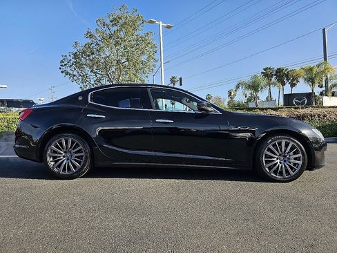 Used 2018 Maserati Ghibli RWD image 7