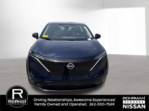 Used 2024 Nissan Ariya AWD image 11