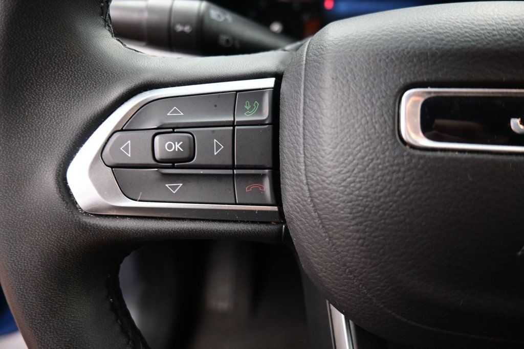 Used 2024 Jeep Compass Latitude AWD/4WD image 20