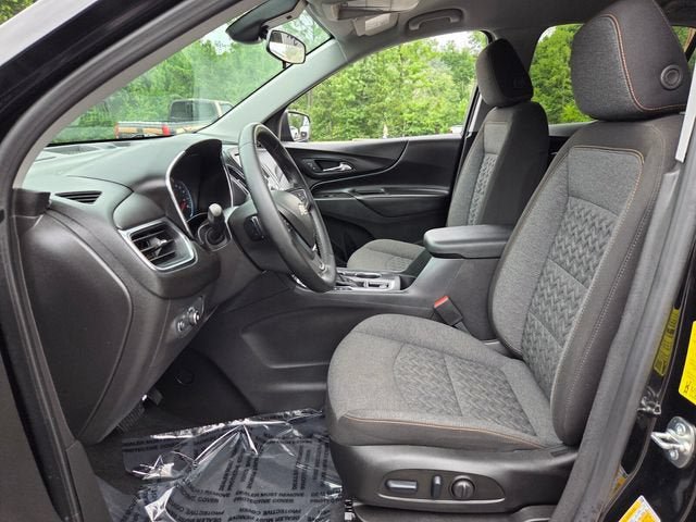Used 2024 Chevrolet Equinox LT AWD/4WD image 9