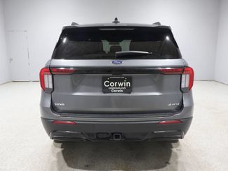 Used 2025 Ford Explorer ST-Line w/ ST-Line Street Pack AWD/4WD video 3