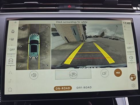 Used 2025 Land Rover Range Rover Sport SE image 26