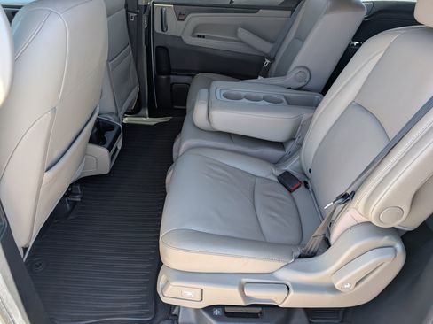 Used 2019 Honda Odyssey EX-L image 11
