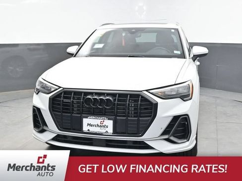 Used 2022 Audi Q3 2.0T Premium w/ Convenience Package AWD/4WD image 2