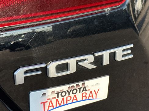 Used 2023 Kia Forte LXS image 11