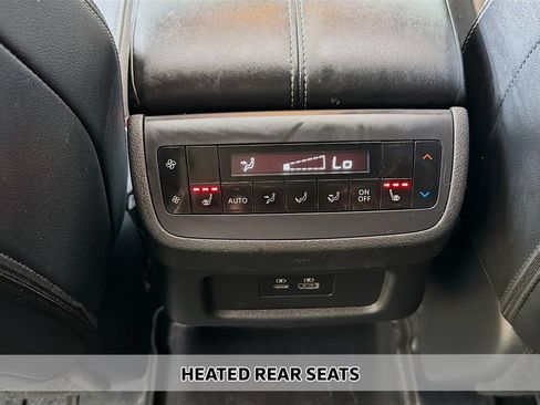 Used 2023 Nissan Pathfinder SL w/ SL Premium Package AWD/4WD image 11