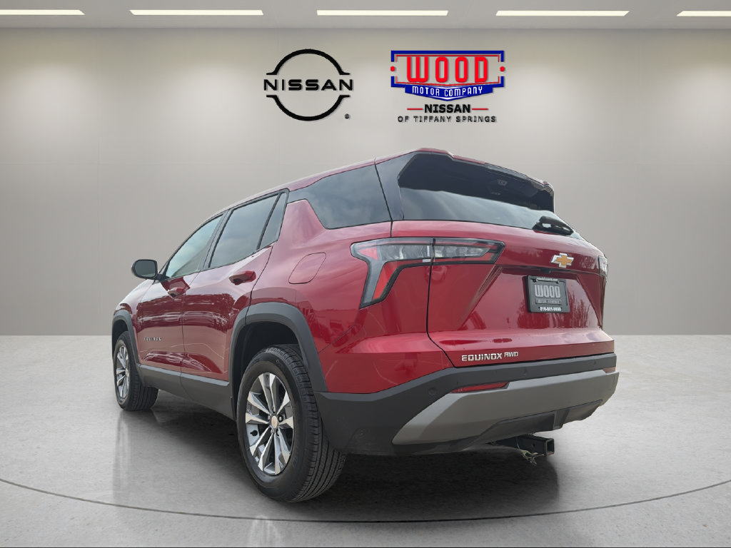 Used 2026 Chevrolet Equinox LT w/ Convenience Package II AWD/4WD image 4