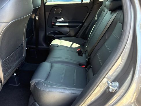 Used 2023 Mercedes-Benz GLA 35 AMG 4MATIC image 41