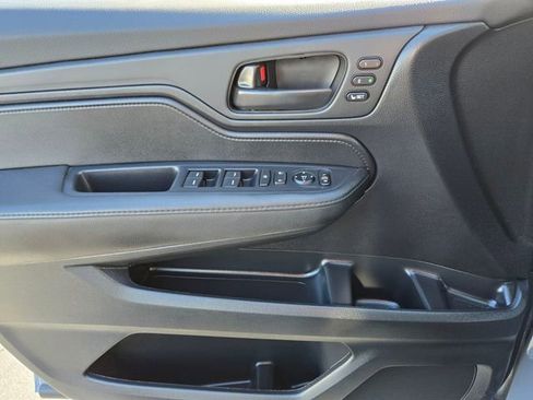 Used 2025 Honda Odyssey Sport-L image 32