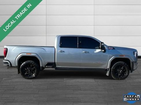 Used 2024 GMC Sierra 2500 AT4 w/ AT4 Premium Plus Package AWD/4WD image 2