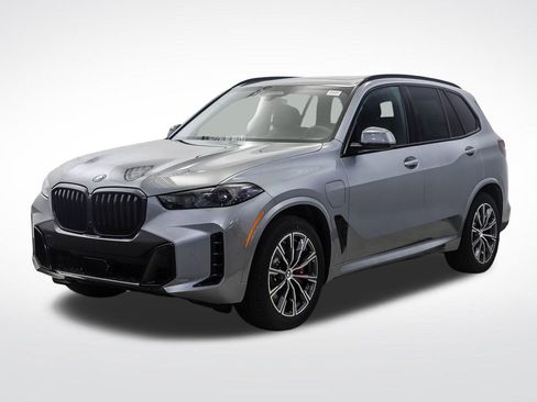 New 2026 BMW X5 xDrive50e w/ M Sport Package AWD/4WD image 1