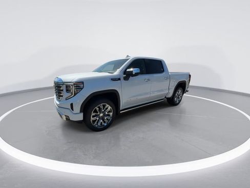 New 2026 GMC Sierra 1500 Denali w/ Denali Reserve Package AWD/4WD image 4