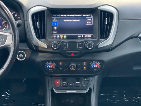 Used 2021 GMC Terrain SLT image 15